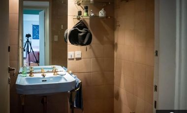 Departamento dúplex 6 ambientes con cochera en Belgrano, impecable apto crédito