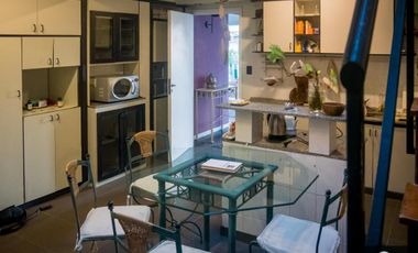 Departamento dúplex 6 ambientes con cochera en Belgrano, impecable apto crédito