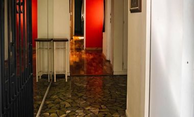 Departamento dúplex 6 ambientes con cochera en Belgrano, impecable apto crédito