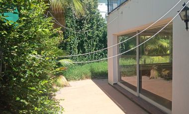 ALQUILER GRAN CASA CIUDAD  OFICINAS, CONSULTORIOS
