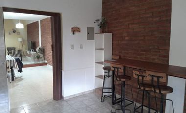 Casa sobre terreno de 1307 m2. Santa Lucia