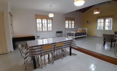 Casa sobre terreno de 1307 m2. Santa Lucia