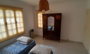 Casa sobre terreno de 1307 m2. Santa Lucia
