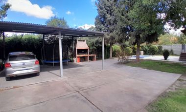 Casa sobre terreno de 1307 m2. Santa Lucia