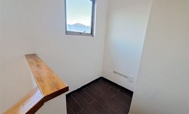 Casa en Arriendo en Av. Santa Cruz
