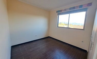 Casa en Arriendo en Av. Santa Cruz