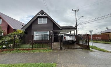 Casa en Venta en Casa Esquina en Valle Volcanes de 3D 1B, Puerto Montt