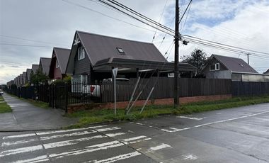 Casa en Venta en Casa Esquina en Valle Volcanes de 3D 1B, Puerto Montt