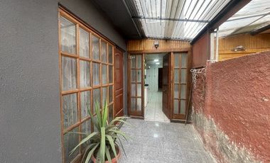 Casa en Arriendo en Arrienda Casa 4 Dorm, 2 Baños 2 Est
