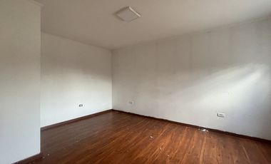 Casa en Arriendo en Arrienda Casa 4 Dorm, 2 Baños 2 Est