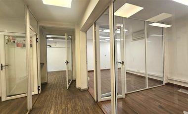 Local Comercial en Arriendo en Av Vitacura 5700