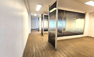 Local Comercial en Arriendo en Av Vitacura 5700