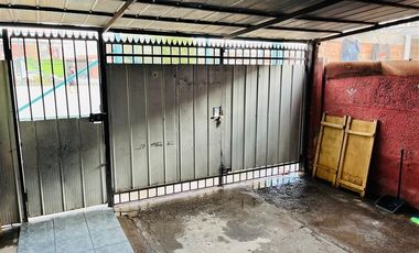Casa en Arriendo en Entre Miguel Angel con De los Metales