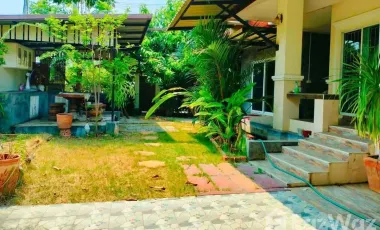 5 Bedroom House for sale at Somwang Village