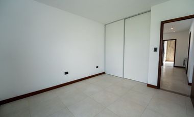 CASA EN VENTA GORINA 3 DORMITORIOS PARQUE PILETA