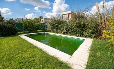 CASA EN VENTA GORINA 3 DORMITORIOS PARQUE PILETA