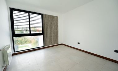CASA EN VENTA GORINA 3 DORMITORIOS PARQUE PILETA