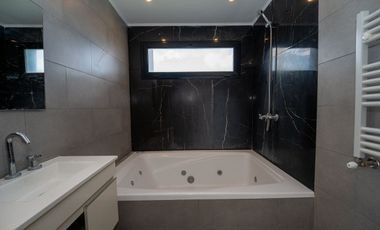 CASA EN VENTA GORINA 3 DORMITORIOS PARQUE PILETA