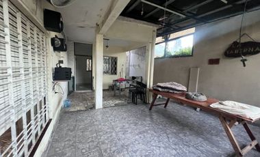 Casa Alquiler Lanús pileta quincho parrilla