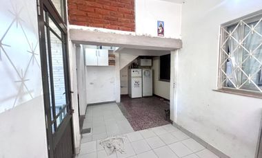 Casa Alquiler Lanús pileta quincho parrilla