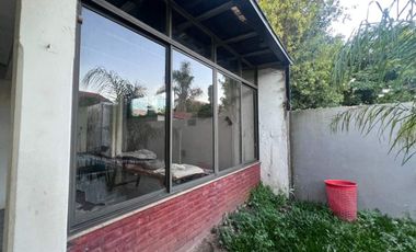 Casa Alquiler Lanús pileta quincho parrilla