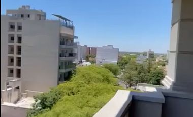 Venta depto. 2 dorm. con cochera Av. Roca y Mitre