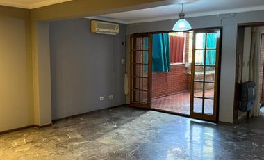 Alquiler Departamento sobre calle San Martin ,G.C