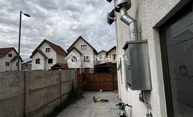 Casa en Venta en Lo Errazuriz / Bombero Hugo Olguin