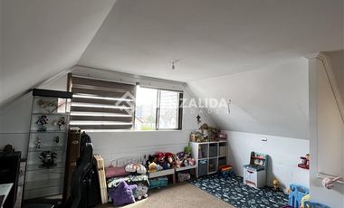 Casa en Venta en Lo Errazuriz / Bombero Hugo Olguin
