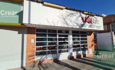 Local en  Calle Roca al 700