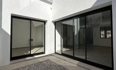 Casa - Barrio 9 de Julio
