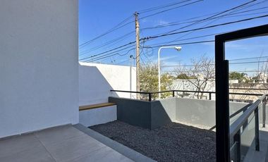 Casa - Barrio 9 de Julio