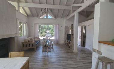 Casa en  venta de 3 dormitorios en Costa Esmeralda barrio Deportiva II