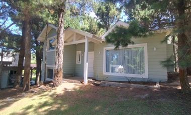 Casa en  venta de 3 dormitorios en Costa Esmeralda barrio Deportiva II