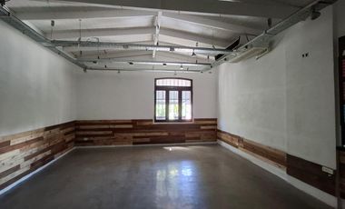 Casa/Local en Alquiler - Castelar