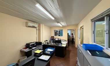 Depósito - 530 m2 - Caseros