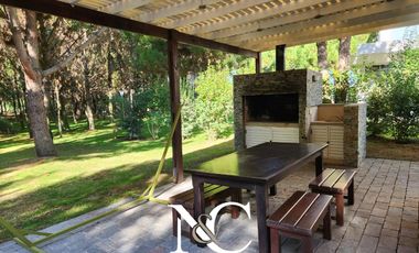 Casa en Venta en Costa Esmeralda con Gas Natural