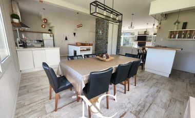 Casa en Venta en Costa Esmeralda con Gas Natural