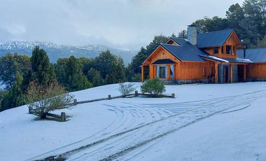Exclusiva propiedad en venta Villa La Angostura