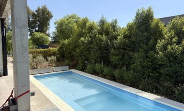 Venta Casa - Barrio Santa Emilia, Pilar del Este