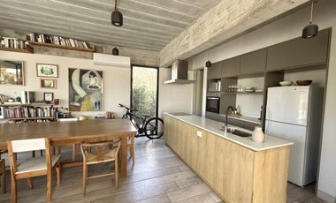 Venta Casa - Barrio Santa Emilia, Pilar del Este