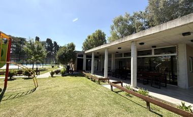 Venta Casa - Barrio Santa Emilia, Pilar del Este