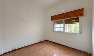 PH en venta 3 ambientes con patio en Barrio San José Almirante Brown