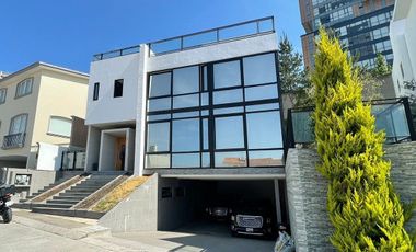 CASA EN VENTA EN BOSQUE REAL