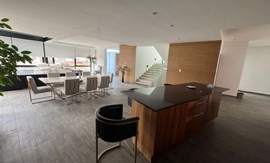 CASA EN VENTA EN BOSQUE REAL