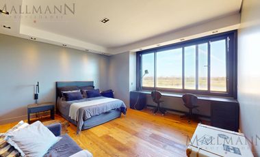 Venta Casa 5 Dormitorios con Vista al Golf y Lagunas en Pilará, La Berlina