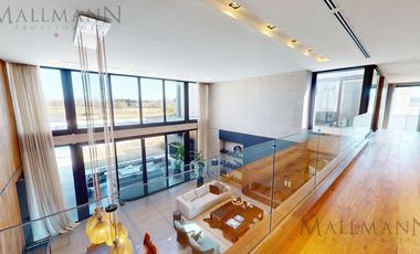 Venta Casa 5 Dormitorios con Vista al Golf y Lagunas en Pilará, La Berlina