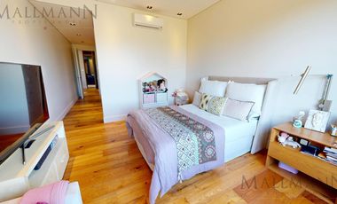 Venta Casa 5 Dormitorios con Vista al Golf y Lagunas en Pilará, La Berlina