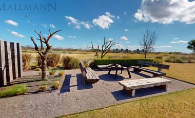 Venta Casa 5 Dormitorios con Vista al Golf y Lagunas en Pilará, La Berlina