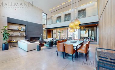Venta Casa 5 Dormitorios con Vista al Golf y Lagunas en Pilará, La Berlina